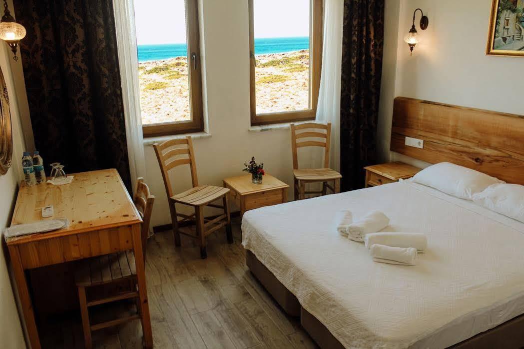 Sukha Inn Hotel & Beach Bozcaada Eksteriør billede
