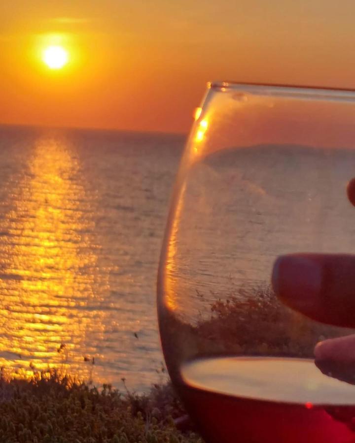 Sukha Inn Hotel & Beach Bozcaada Eksteriør billede